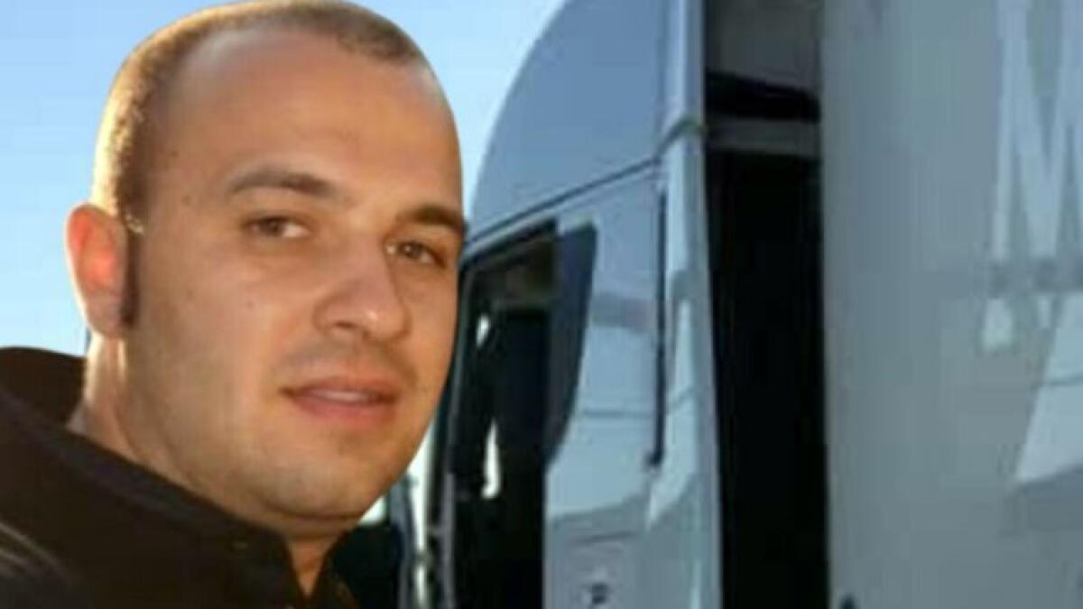 Investito dal tir in retromarcia, muore operaio 41enne - 