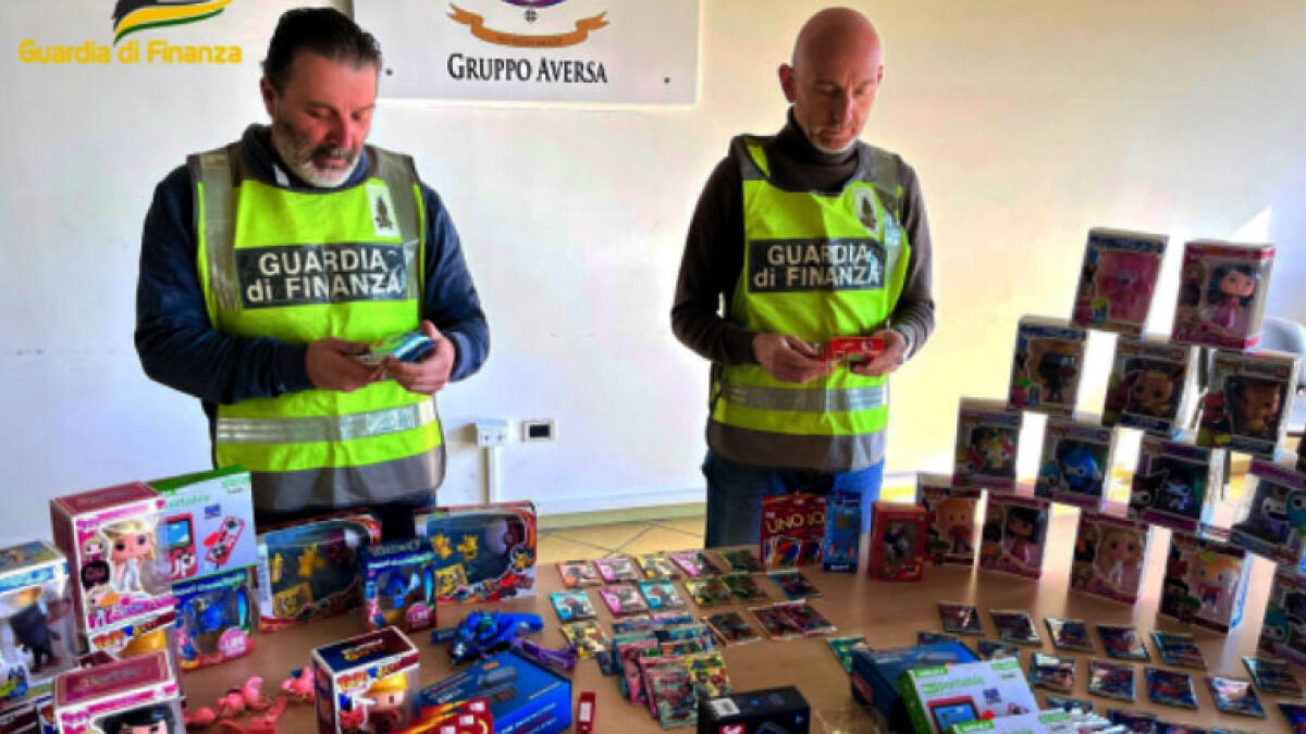 Scatta maxi-sequestro di videogiochi pirata - 