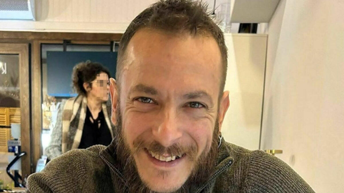 Schiacciato da una porta blindata, muore operaio di 35 anni - 