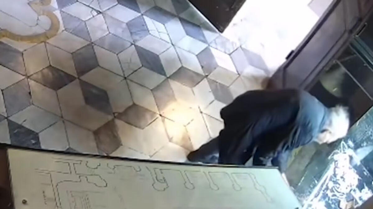 Parrocchia derubata due volte in tre giorni: il video online - 