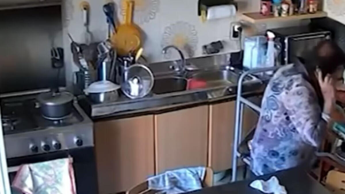 Il terremoto 4.4 ripreso in una casa GUARDA IL VIDEO - 