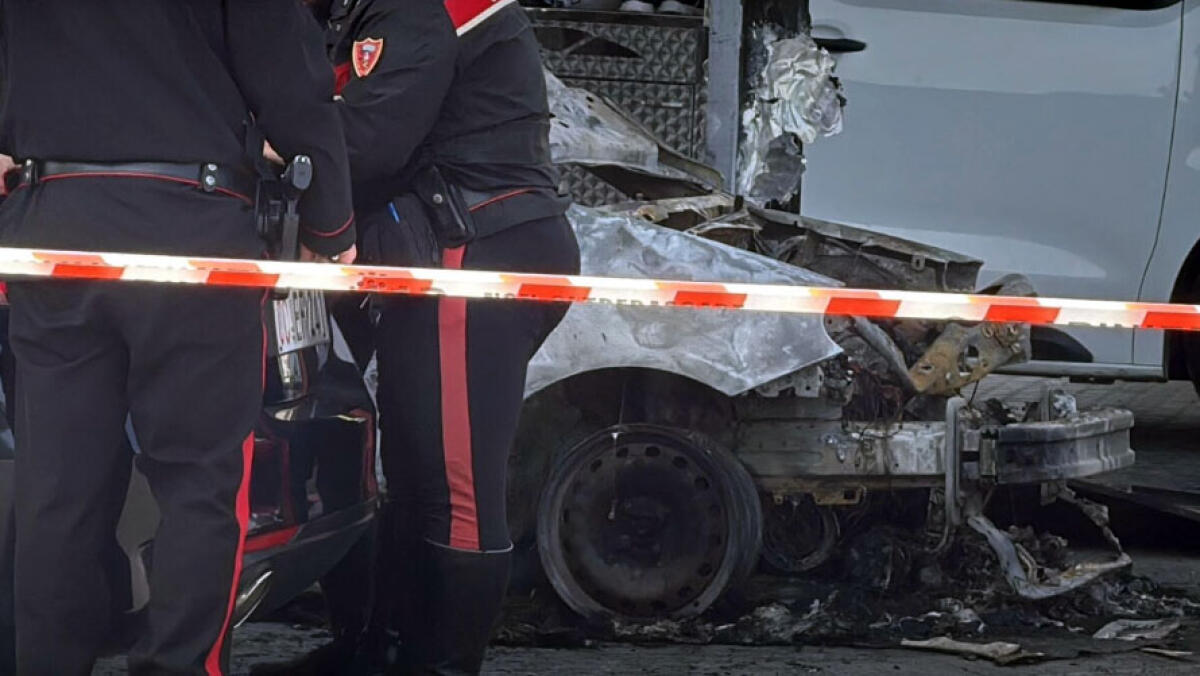 Fiammata dal benzinaio, donna di 41 anni e mamma di 5 figli muore carbonizzata - 