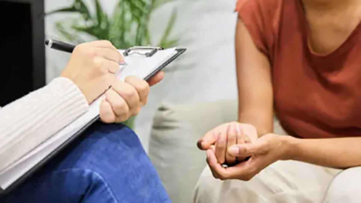 Noto psicologo arrestato: ha abusato delle pazienti e le ha registrate - 