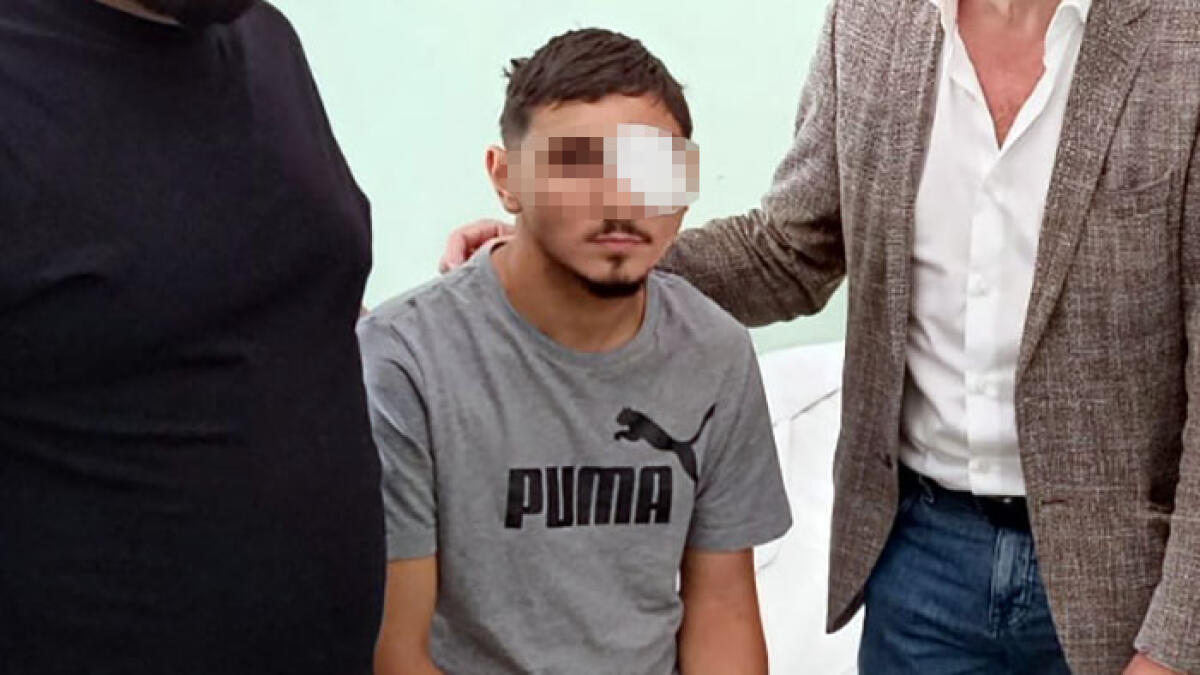 Sedicenne costretto ad operarsi a volto dopo la violenta aggressione - 