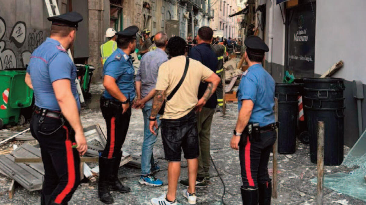 Esplosione nel deposito del ristorante: un morto e 4 feriti - 