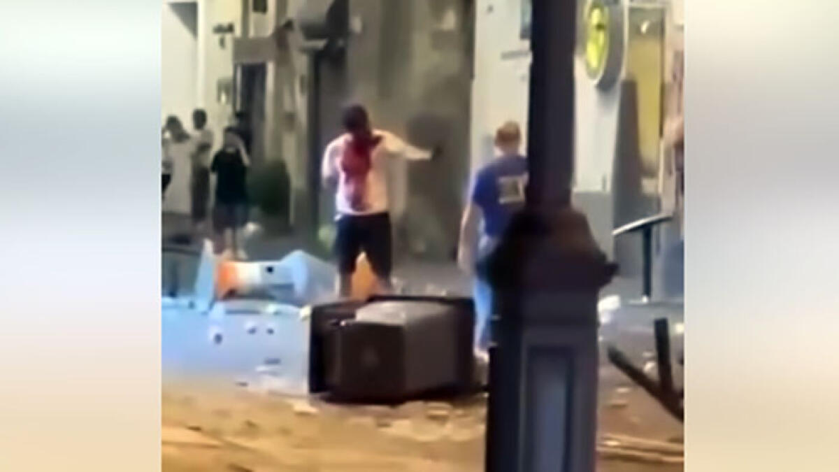 Rissa e sangue nel locale - GUARDA IL VIDEO - 