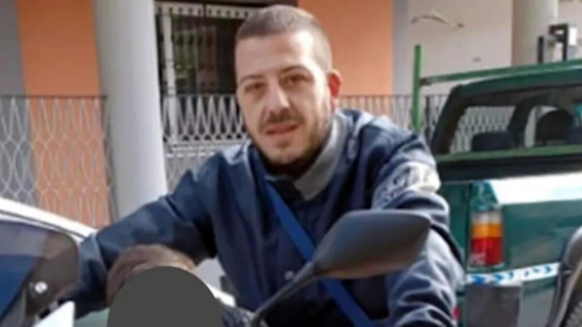 Operato il piccolo di 6 anni, è rimasto gravemente ferito nell'incidente in cui è morto il padre - 