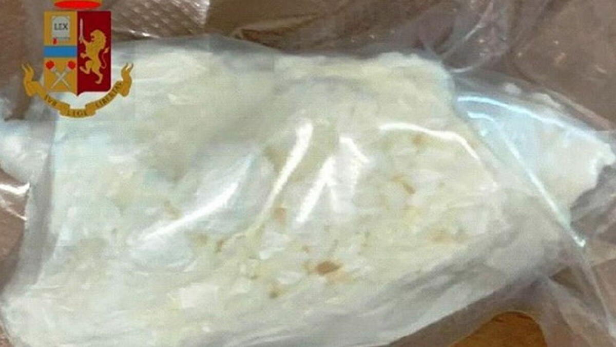 Ingoia cocaina per evitare l'arresto, muore d'infarto - 