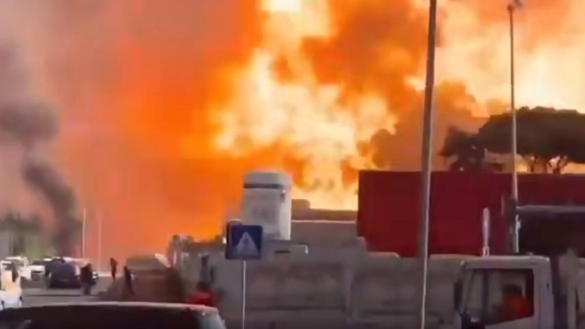 Terribile esplosione nel distributore di carburanti con 21 feriti: un video mostra tutto - 