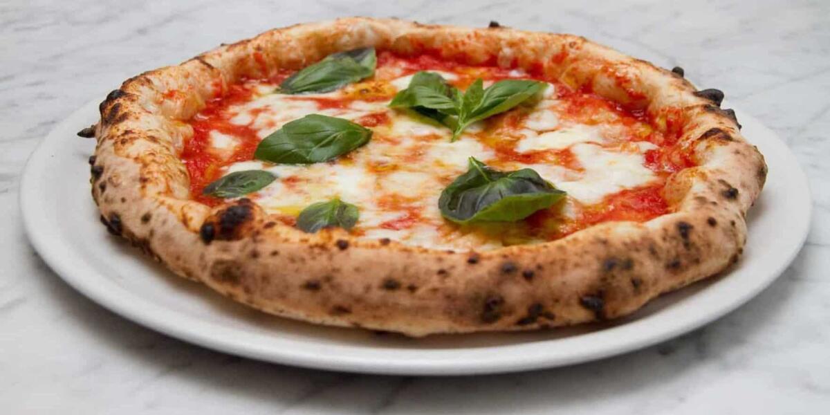 Ora nasce anche la truffa della pizza, in cosa consiste e chi deve fare attenzione - 