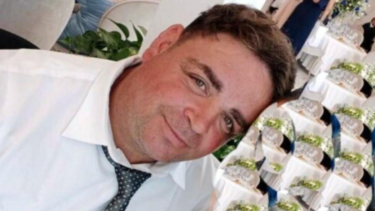 Travolto da un tir sulla corsia d'emergenza, muore operaio - 