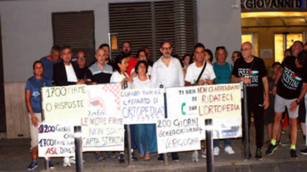 Ortopedia chiusa da mesi, scatta il flashmob - 
