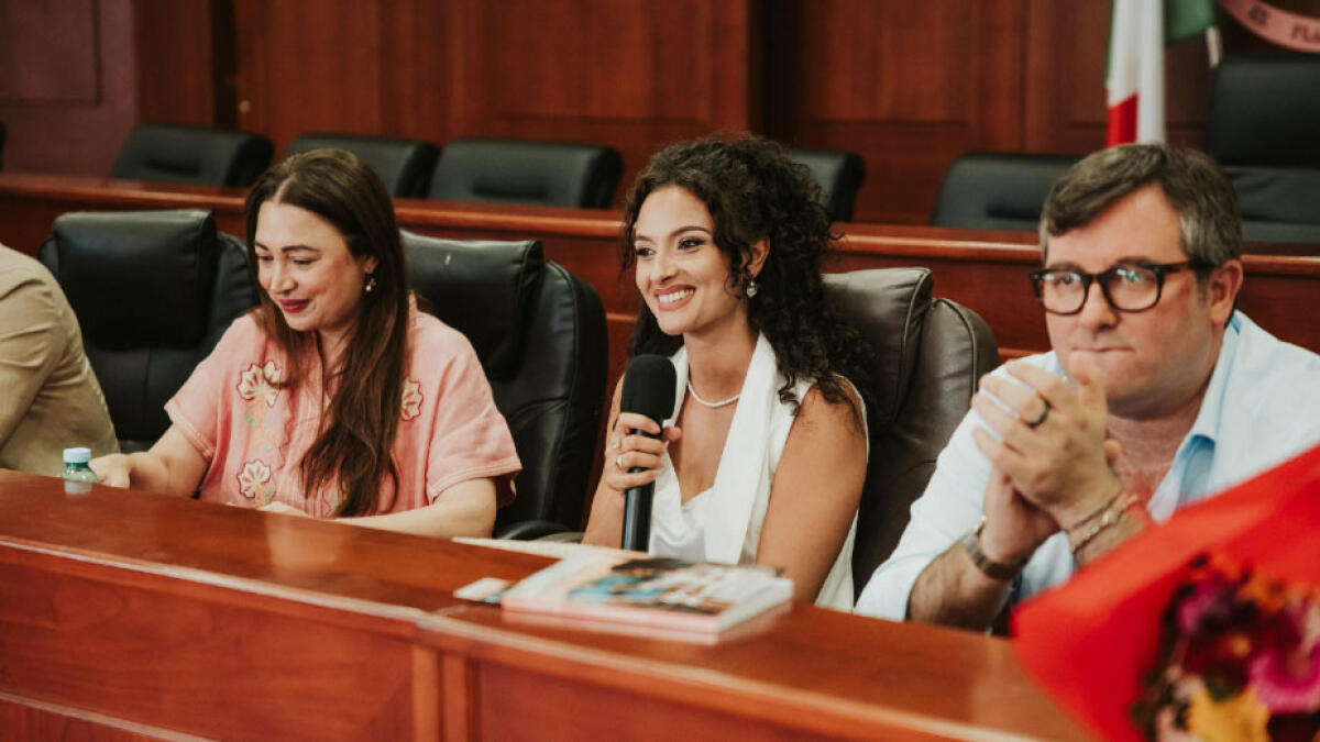 "Un Vesuvio di Emozioni", il romanzo d’esordio di Marina De Rosa entusiasma San Giuseppe Vesuviano - 