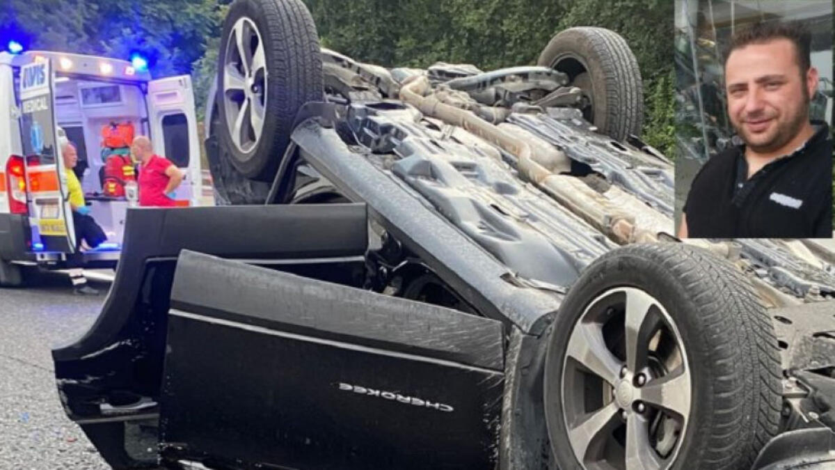 Auto si ribalta sull'A2, Ivan muore a 42 anni - 