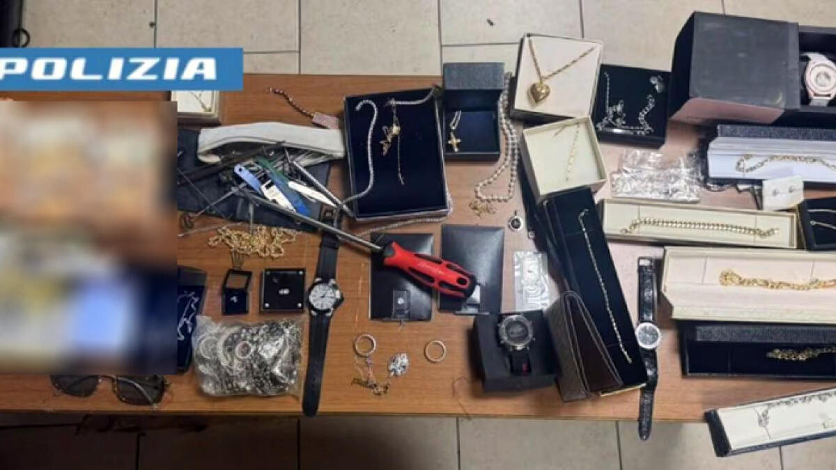 Arrestati tre ladri d'appartamenti, recuperata anche la refurtiva - 