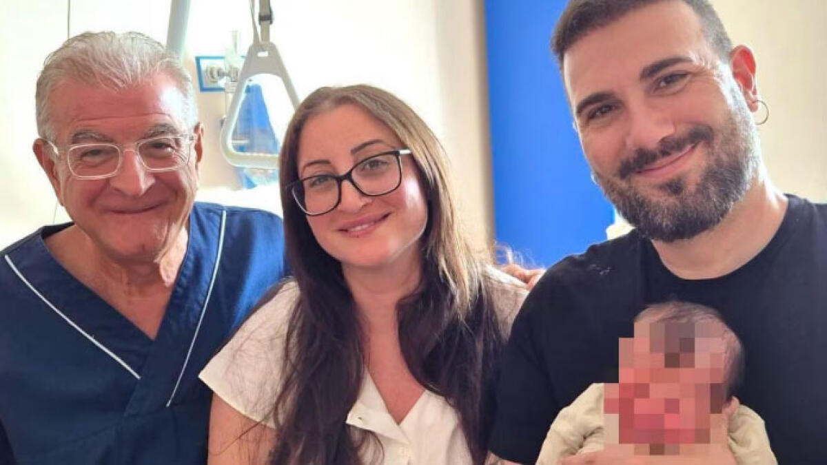 Supera emorragia cerebrale e distacco di placenta, diventa mamma a 39 anni - 