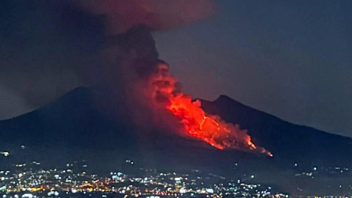 Fiamme sul Vesuvio, ora partono le bonifiche - 