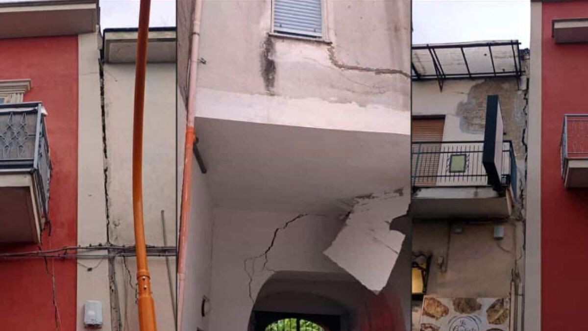 Evacuato palazzo nel Nolano per crepe pericolose - 