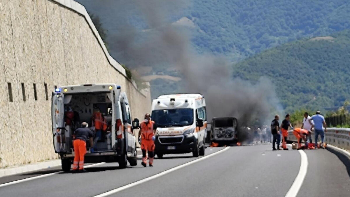 Violento incidente sulla Statale, ci sono 9 feriti - 