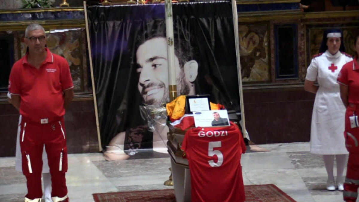 Ultimo saluto al Dj morto in Spagna, si cerca ancora la verità - 