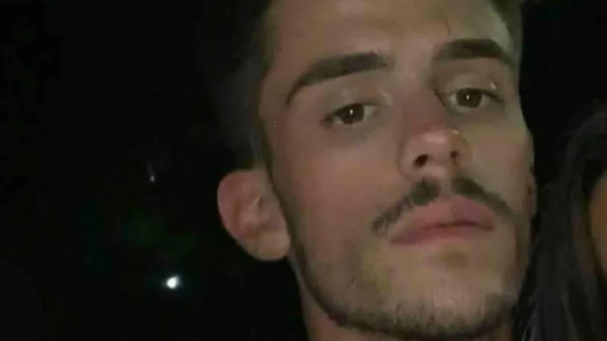 Rissa al lido, 22enne muore accoltellato - 