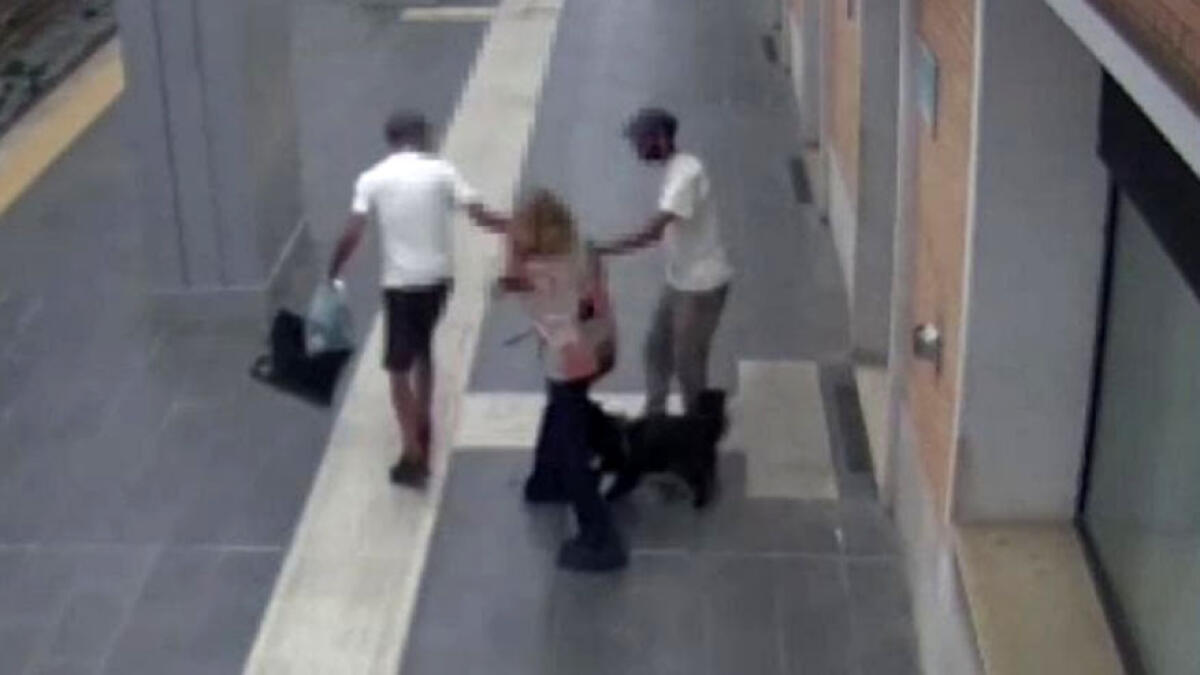 Rapinata due volte nel giro di pochi minuti GUARDA IL VIDEO - 