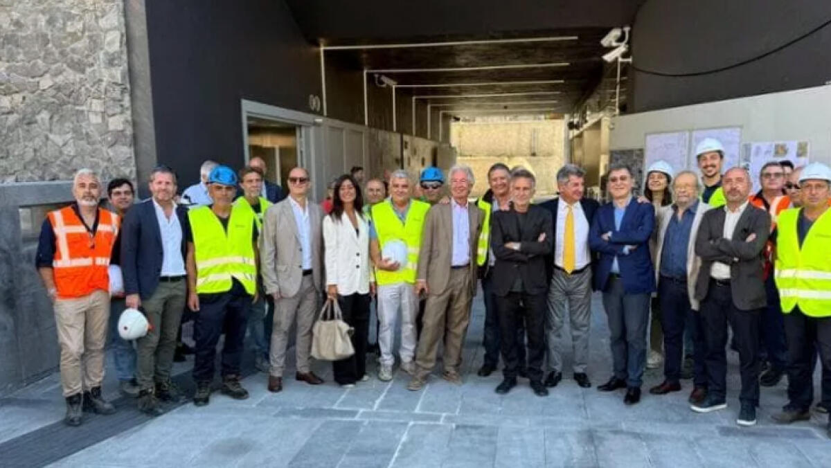 Nuovo parcheggio per la Circumvesuviana, tutto pronto per la stazione di Stabia Scavi - 