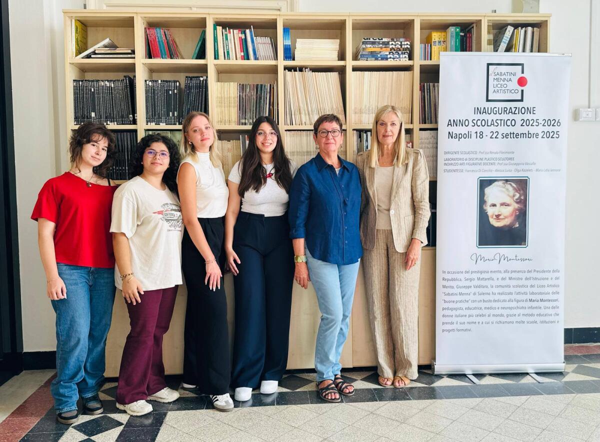 Oggi a Napoli si inaugura l'anno scolastico, scelto anche un liceo di Salerno - 