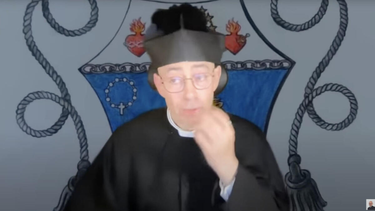 Parroco sospeso dopo la diretta su Youtube - 