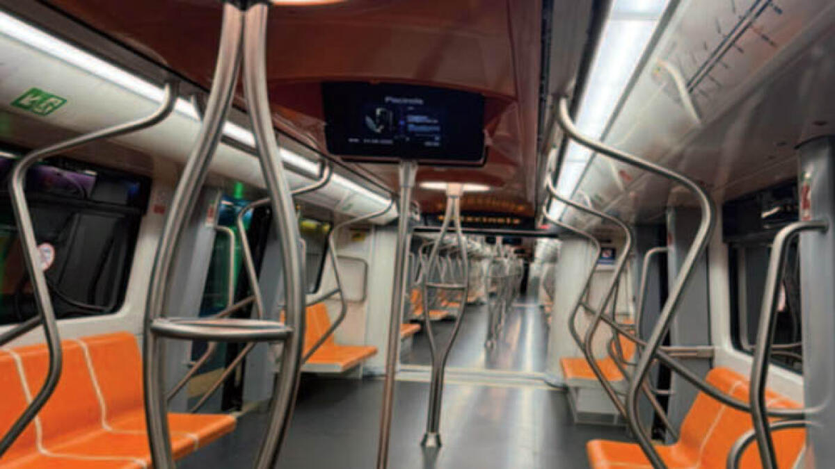 Eav, il nuovo treno è già sui binari - 