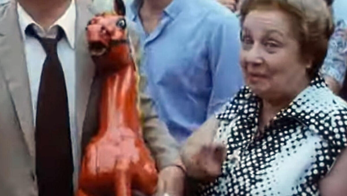 Addio all'attrice del cavalluccio rosso di Bellavista - 