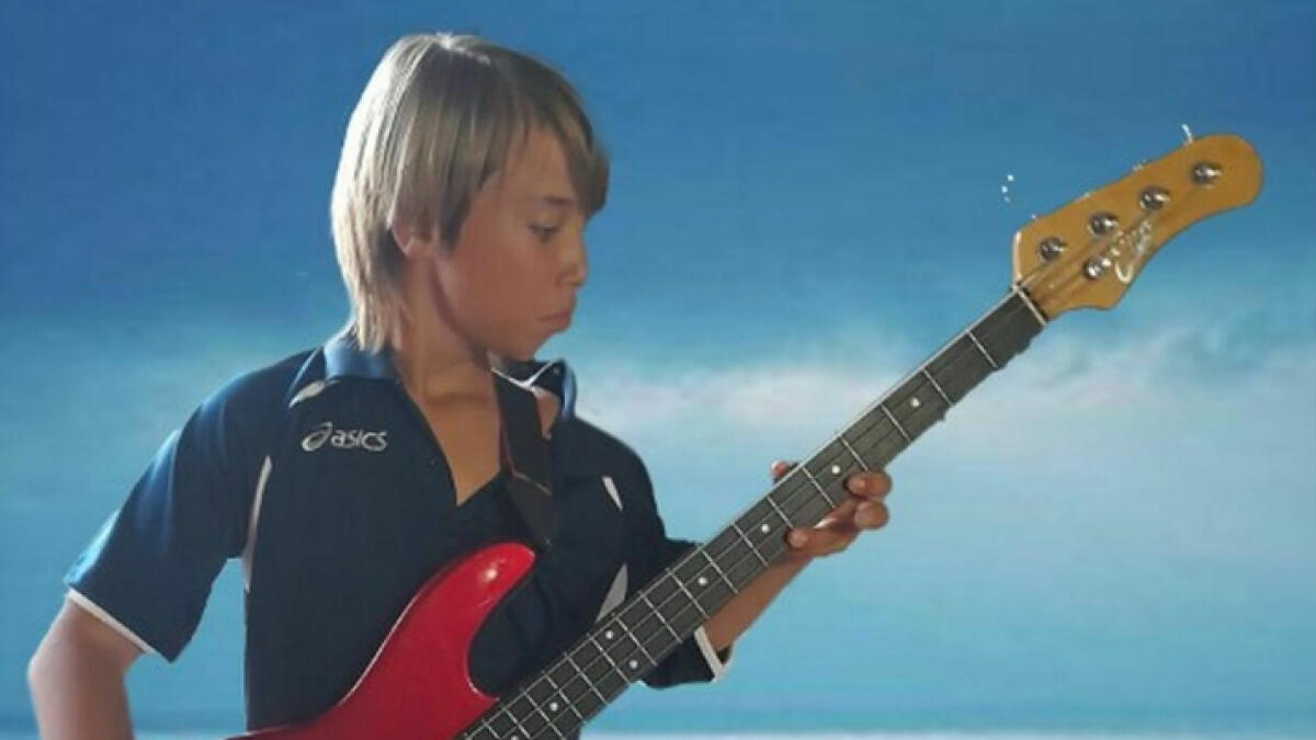 "Paoletta", "Femminuccia", "Nino D'Angelo". Si toglie la vita a 15 anni per colpa dei bulli - 