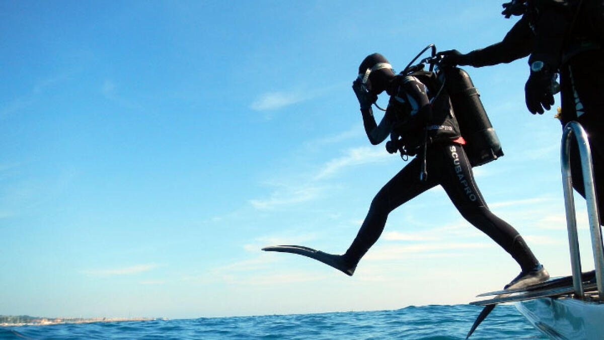 Sub torrese disperso in mare - 