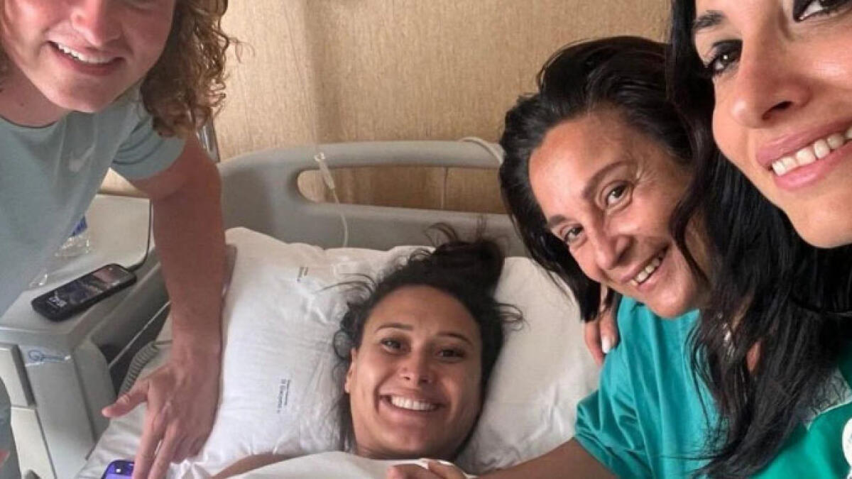 Turista inglese partorisce due gemelli prematuri all'ospedale di Castellammare - 