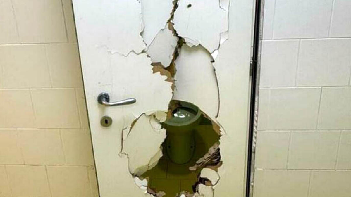 Liceo vandalizzato durante l'occupazione - 