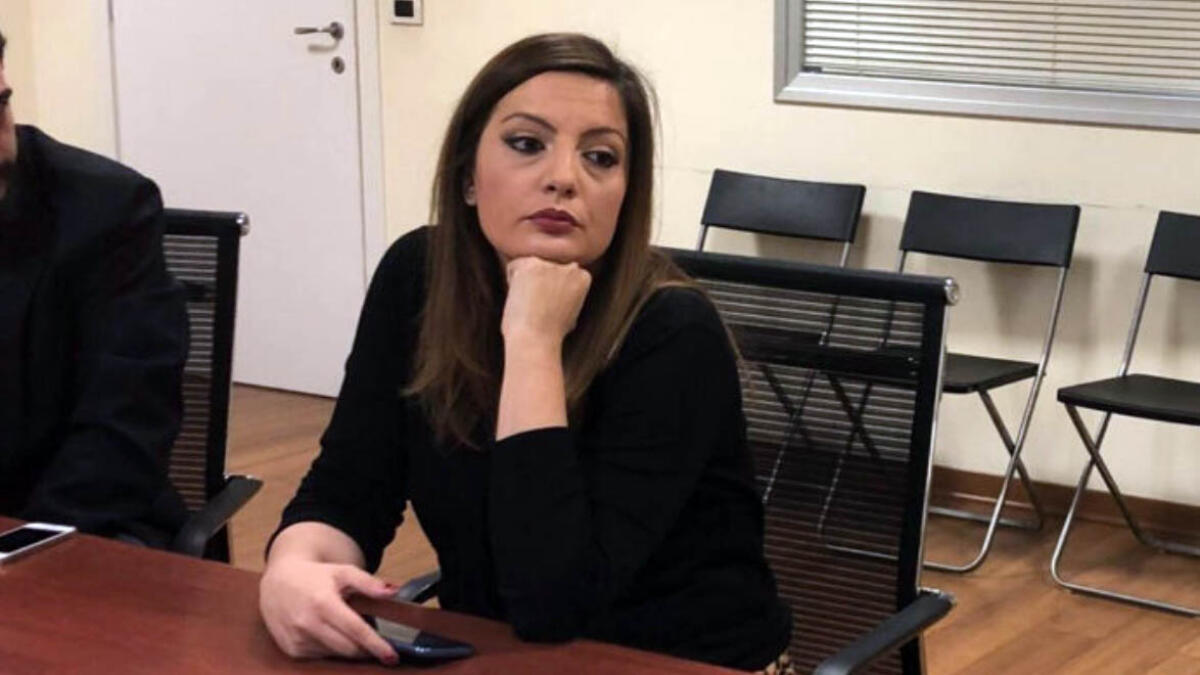 "Ti vengo a prendere e ti sparo", condannato per le minacce alla direttrice di "Cronache" - 