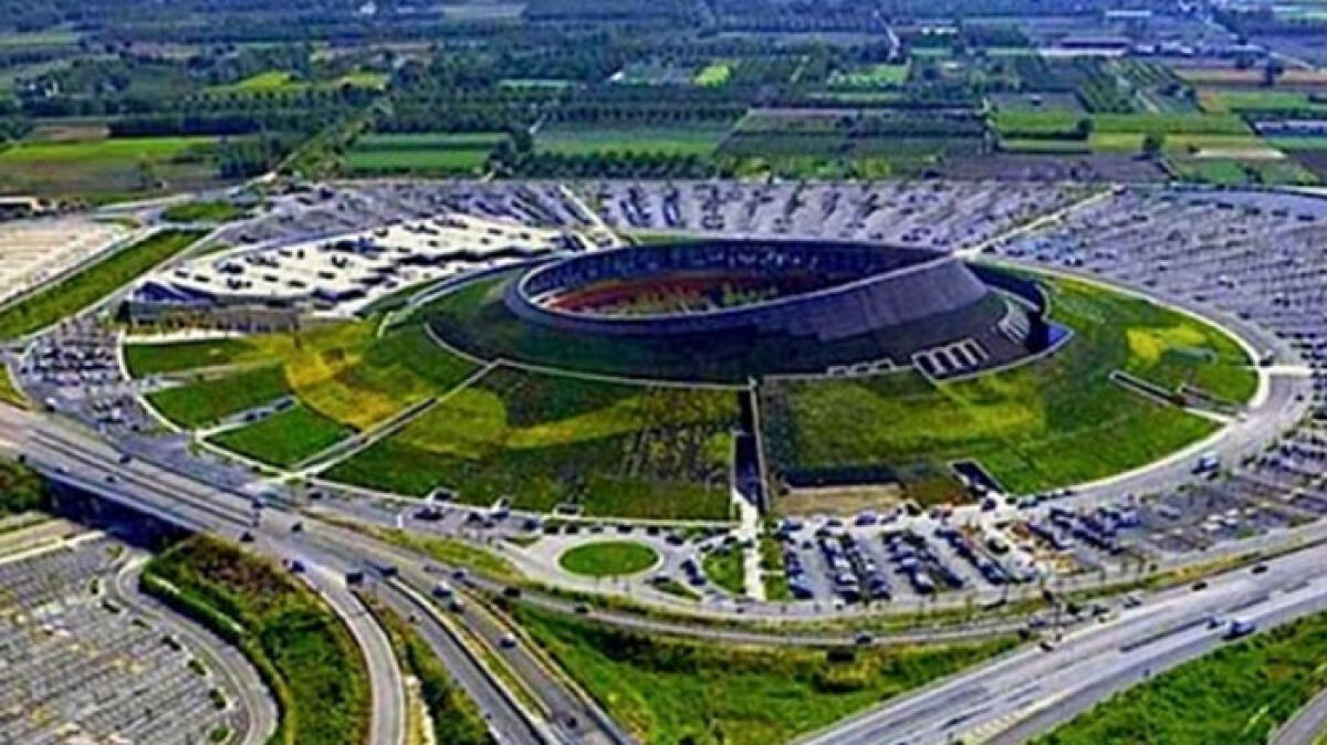 Vulcano Buono, morto l'operaio precipitato dagli scaffali - 