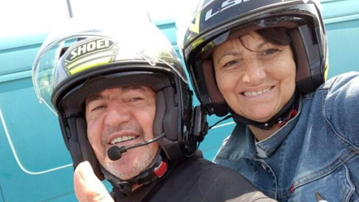 Impatto tra due moto, muoiono marito e moglie - 