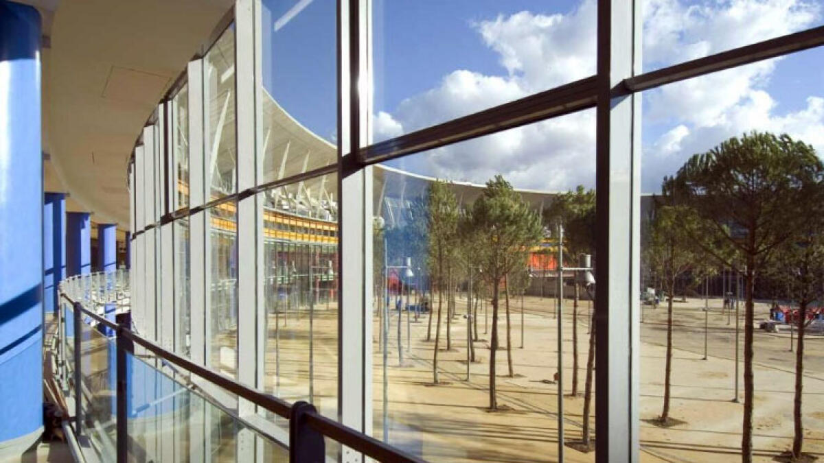 Cade dagli scaffali al Vulcano Buono: è in condizioni critiche - 