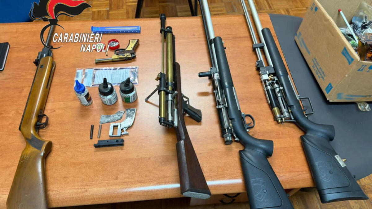 Spara con il fucile contro le auto in sosta: follia nei Paesi Vesuviani - 