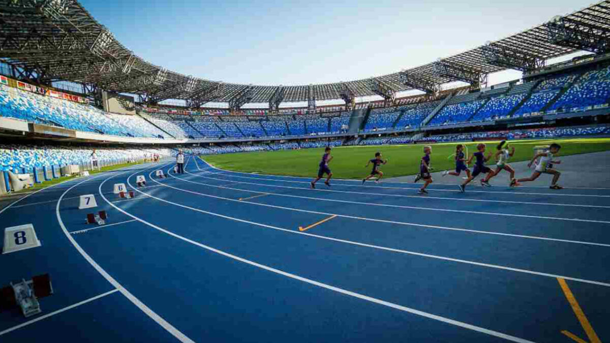 Visone (AVS) e Gabriele (Polo Sportivo Meridione) contro la rimozione della pista di atletica del Maradona - 