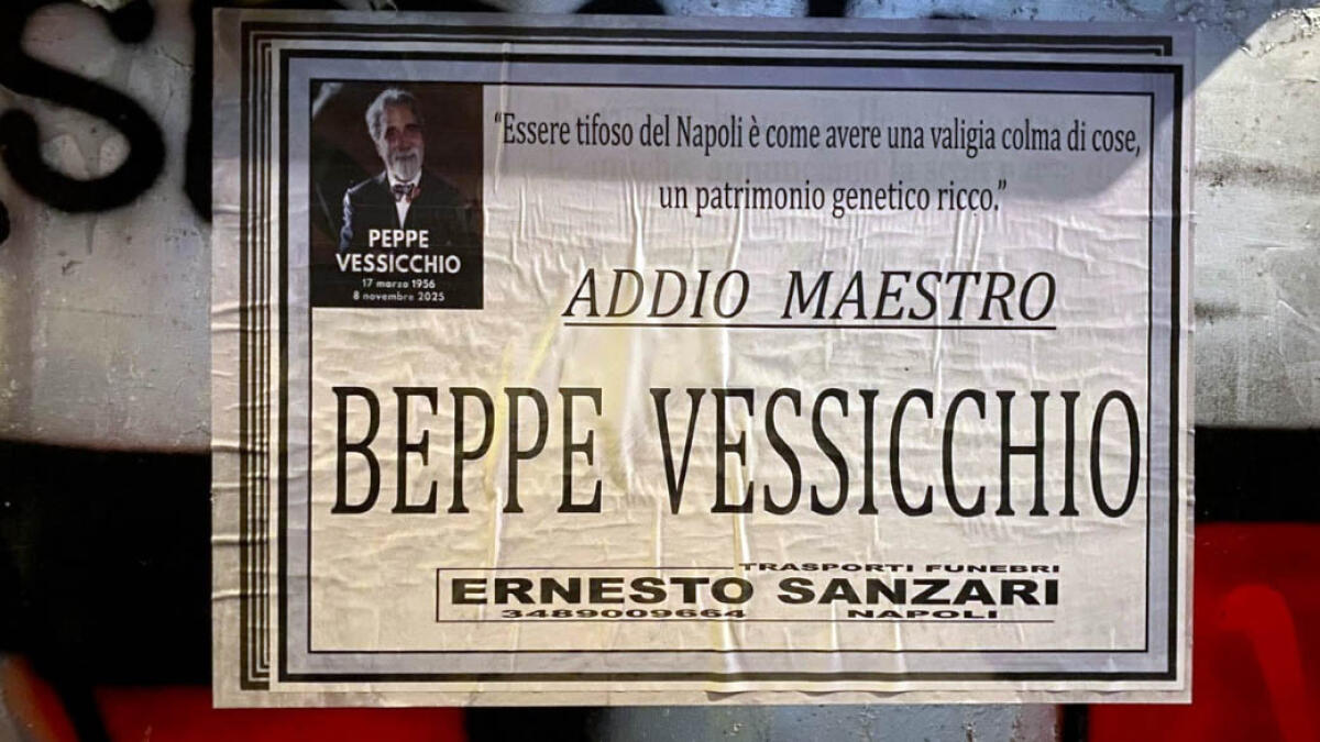 A Napoli spuntano i manifesti d'addio per il Maestro Vessicchio - 