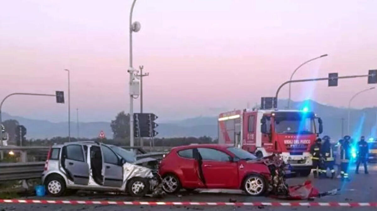 Schianto sulla Statale, Chiara e Antonio muoiono a 20 anni - 