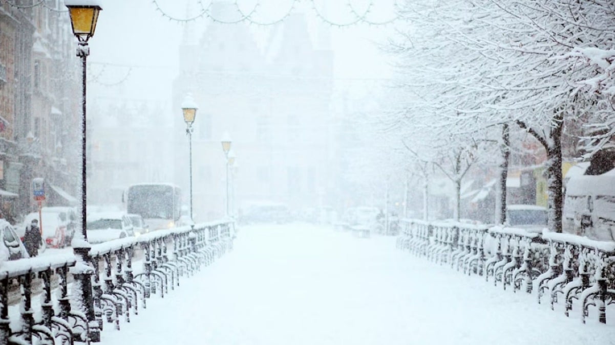 "Natale come comanda Iddio", arriva la neve a bassa quota - 