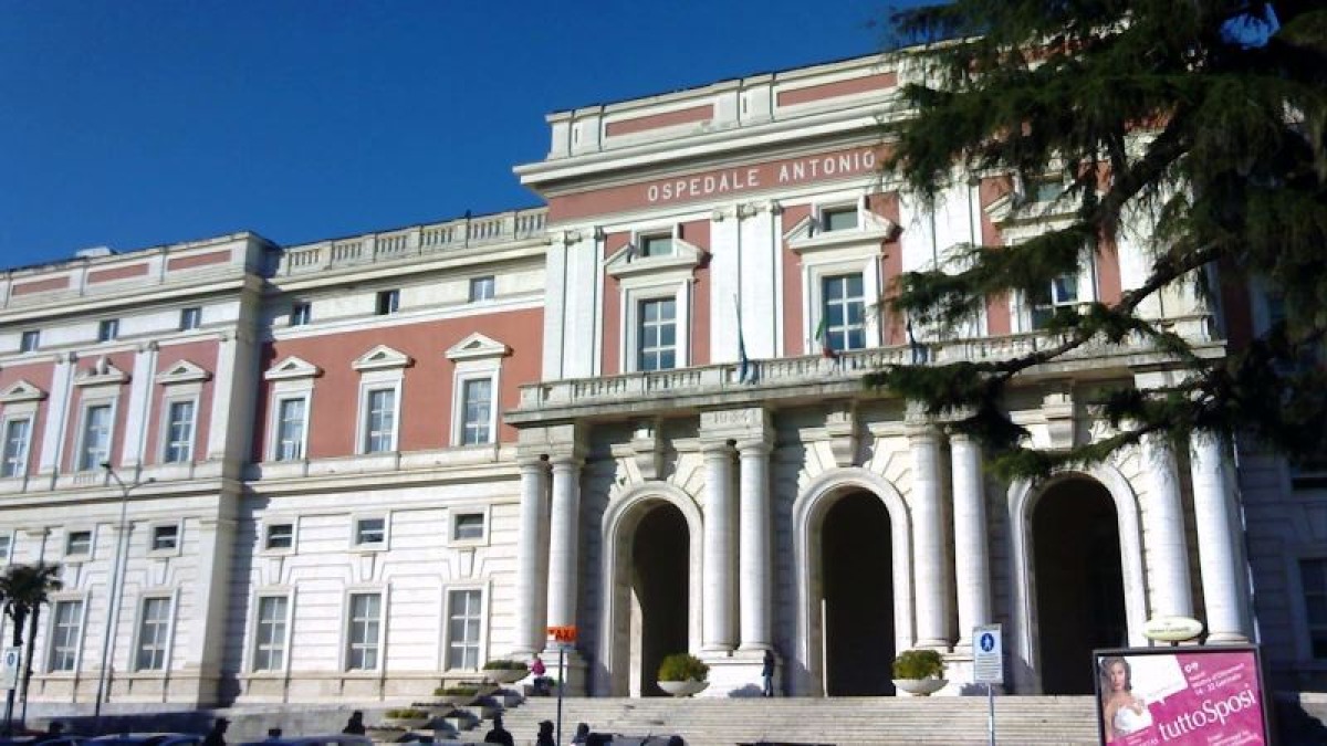 Incidente sul lavoro, operaio al reparto grandi ustionati - 