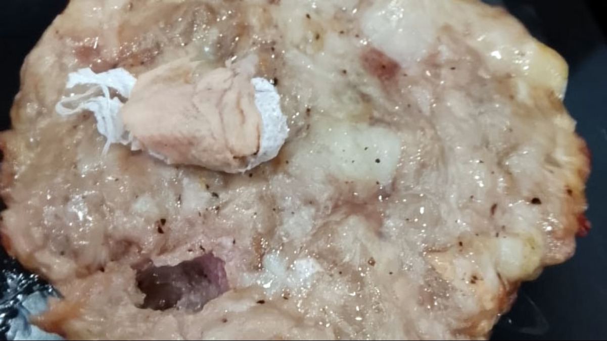 Cerotto nell'hamburger del supermercato - 