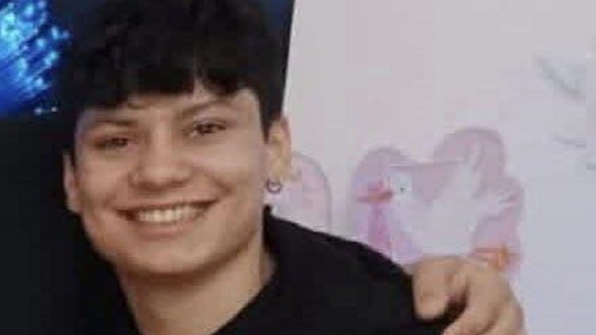 Schianto all'alba, Giuseppe muore a 22 anni - 