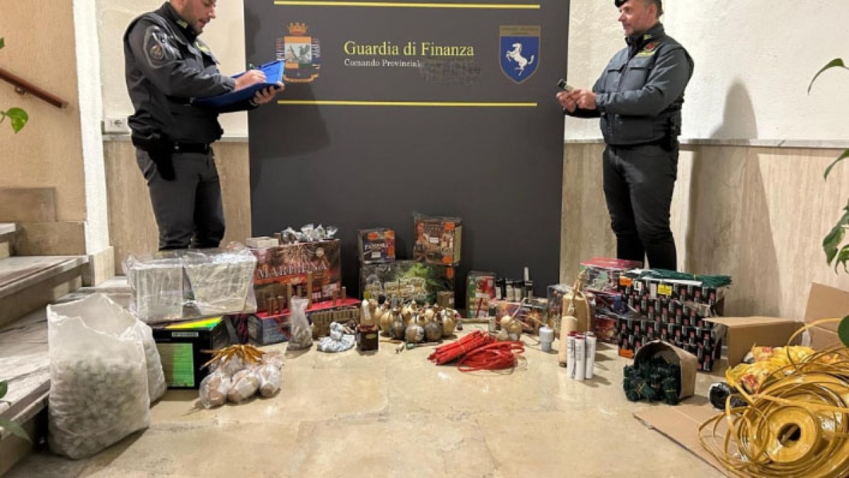 Bombe di Capodanno, altro maxi-sequestro - 