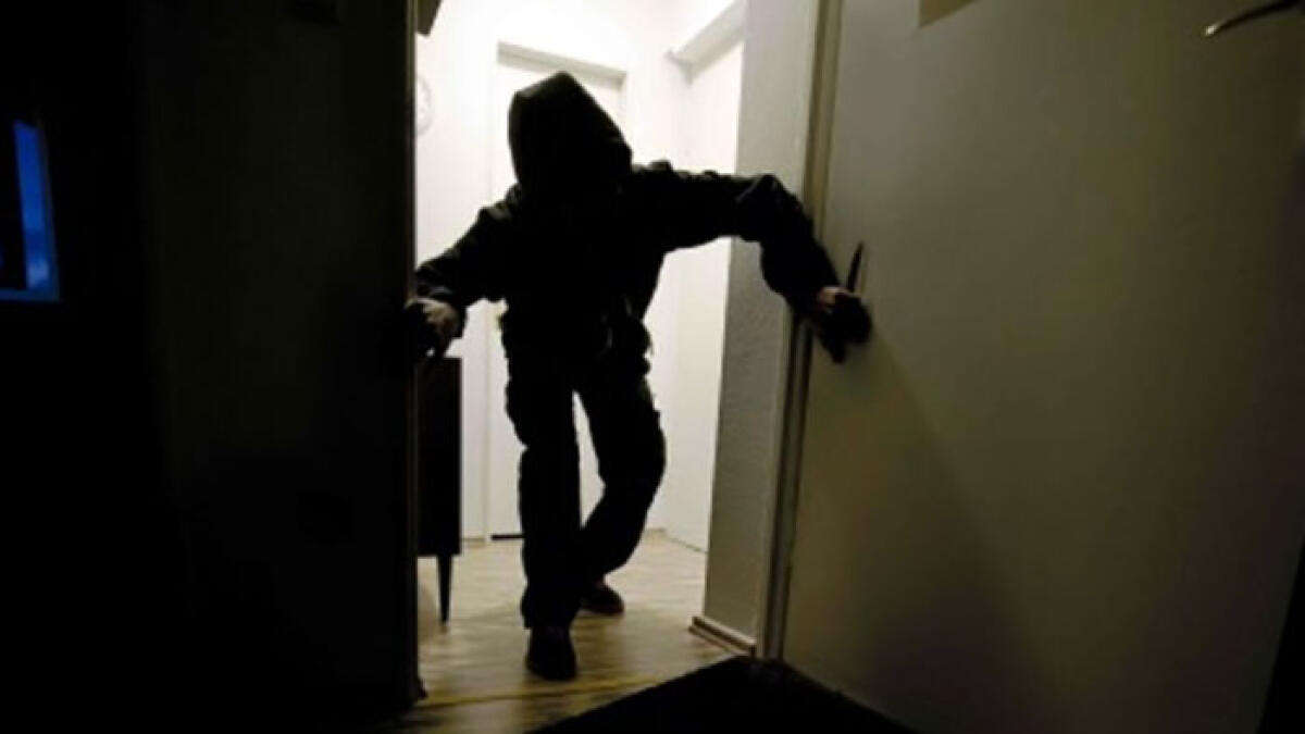 Ladri in casa anche a Natale, portati via armi e oro - 