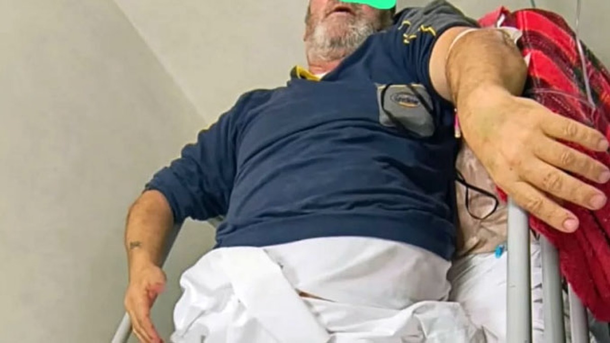 Ospedale di Castellammare, da una settimana in barella col femore rotto - 